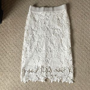 White lace pencil skirt